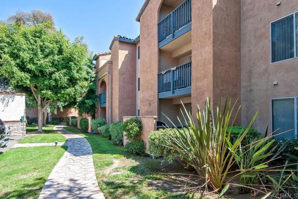 https://cdn.realtyfeed.com/cdn/127/306304043/5bd8f83478dcab488e70f86a3a9a7610.webp