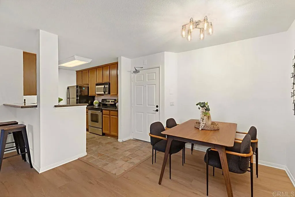 https://cdn.realtyfeed.com/cdn/127/306304043/d9ae93599b2c554f4da0525d0c4fb7d0.webp