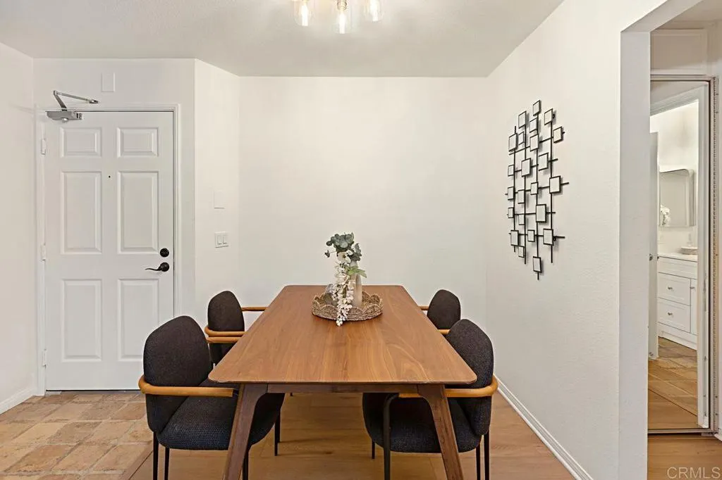 https://cdn.realtyfeed.com/cdn/127/306304043/f73af5e22984ef016b5e6b14f27902a7.webp