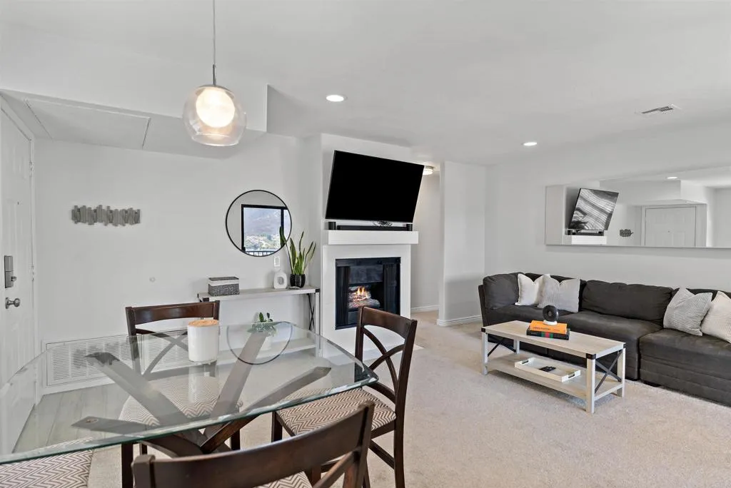 Photo #4: NDP2409830 Listing 