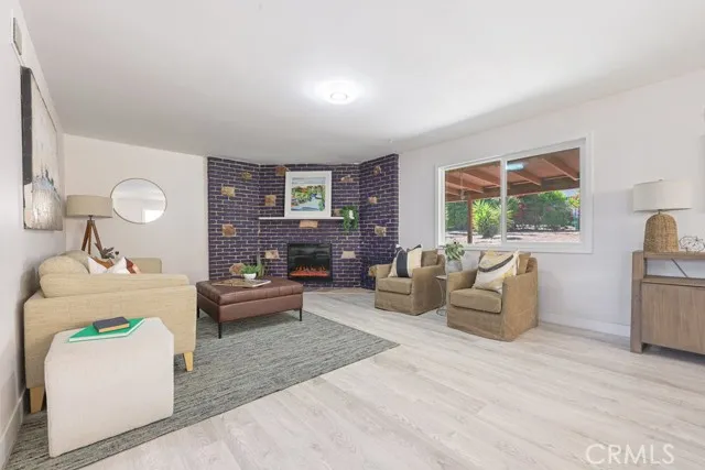 https://cdn.realtyfeed.com/cdn/127/306304805/837a0526024a63bb6c244cb865e402a7.webp