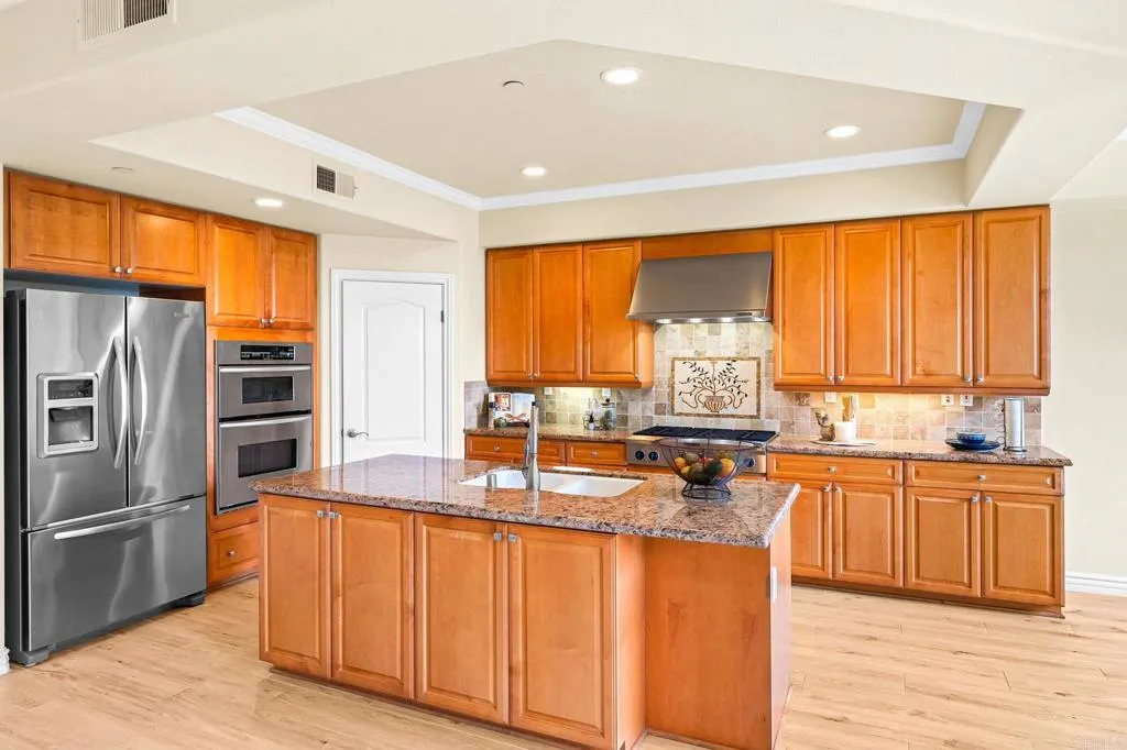 2744 Carlsbad Boulevard Unit 205, Carlsbad, CA 92008 - Photo 5 of 24, Carlsbad, CA