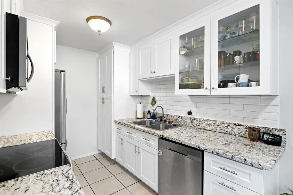 Photo #6: NDP2409866 Listing 