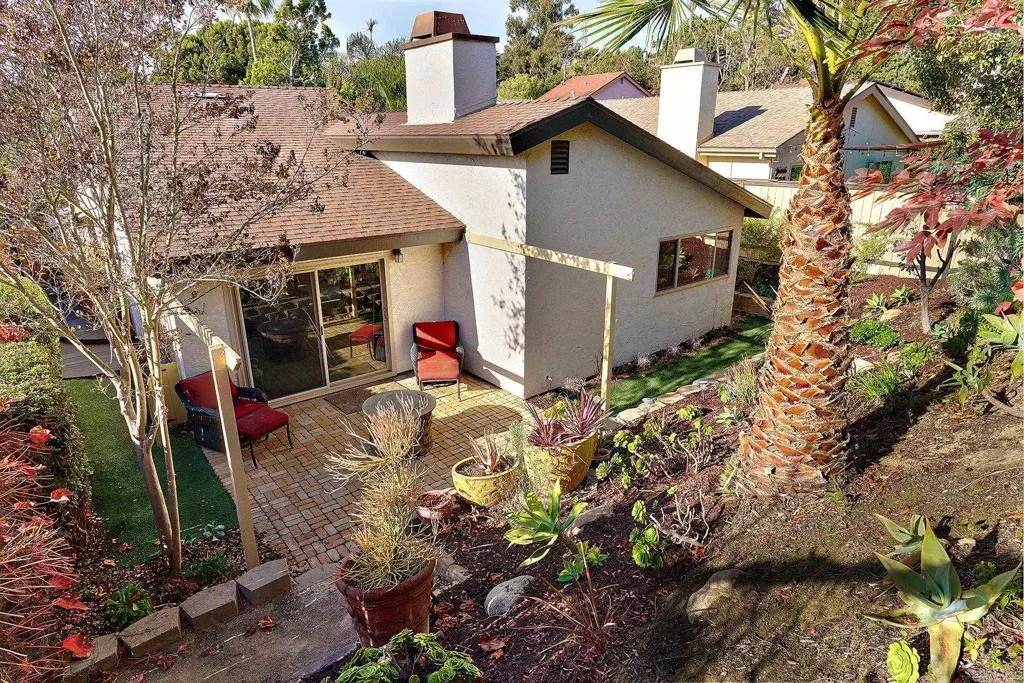https://cdn.realtyfeed.com/cdn/127/306306052/6625f8de762938433e6ec59f625b694c.webp