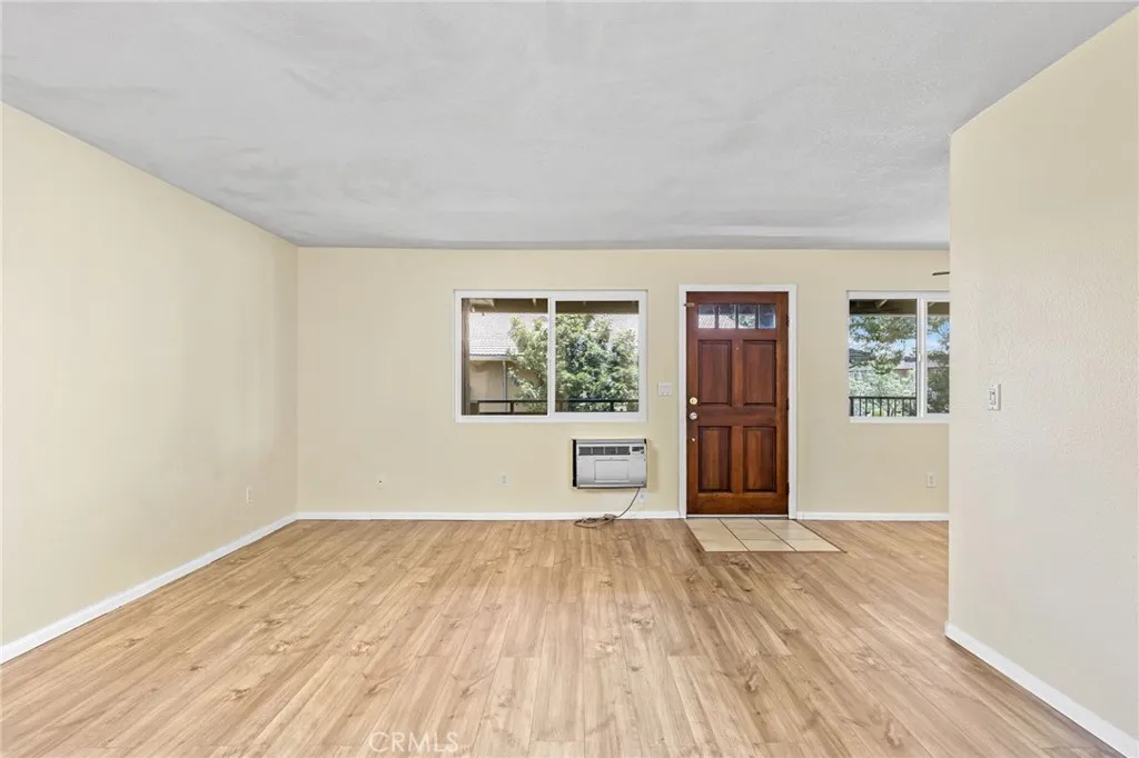 Photo #6: SW24231393 Listing 