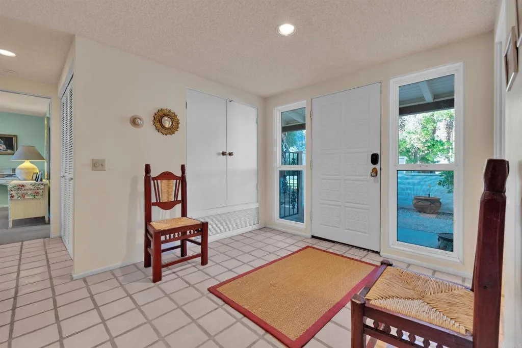 Photo #5: NDP2409899 Listing 