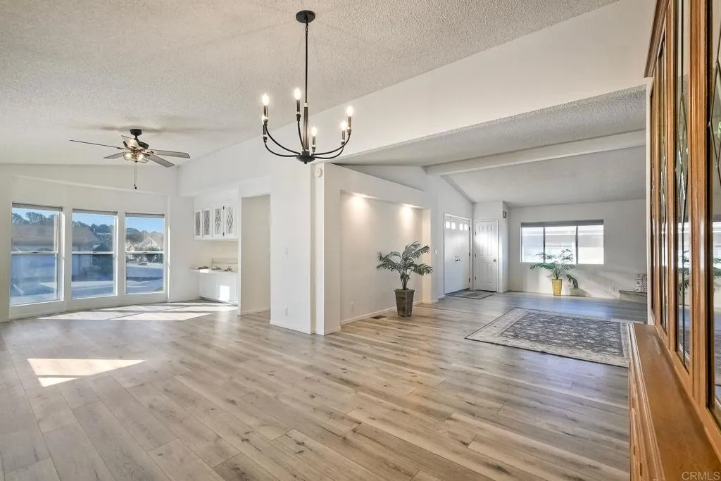 https://cdn.realtyfeed.com/cdn/127/306306761/72c1bf96b106855f1ffd08603b34a82f.webp