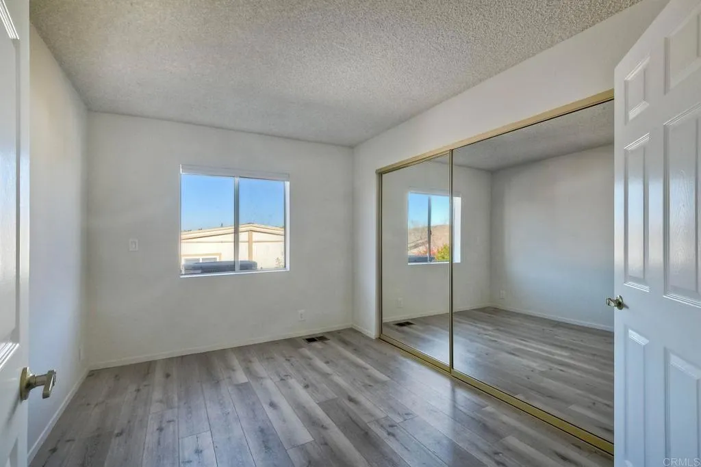 https://cdn.realtyfeed.com/cdn/127/306306761/a88604e2a30963b3e8f349e493e8ce0b.webp