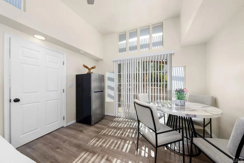https://cdn.realtyfeed.com/cdn/127/306306912/786b3a9ef8018565673e7ba17e59cec9.webp