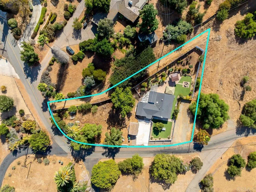 https://cdn.realtyfeed.com/cdn/127/306306912/9e7ca04a49a42a72c271f1a8141d5690.webp