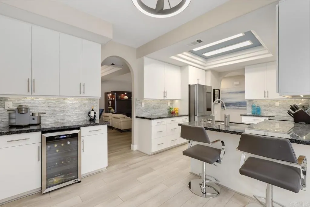 https://cdn.realtyfeed.com/cdn/127/306308542/1aa97d3e2e82adca0f5489e4a7907a23.webp