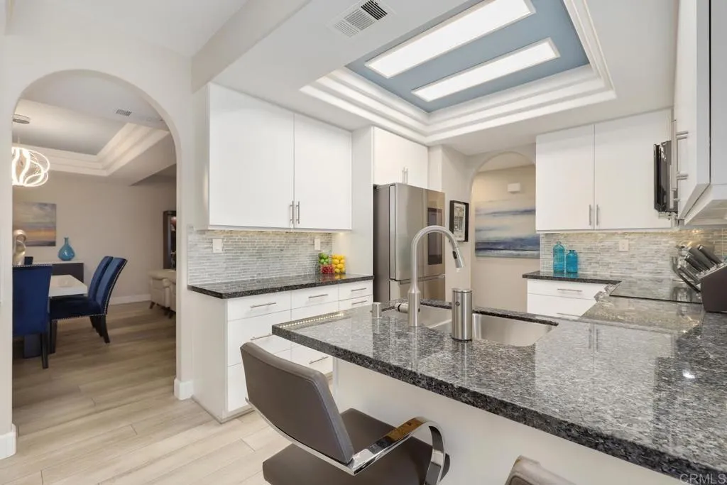 https://cdn.realtyfeed.com/cdn/127/306308542/26b8279cca40452c8c5538136aff2b2d.webp