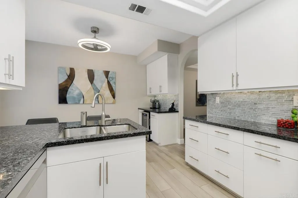 https://cdn.realtyfeed.com/cdn/127/306308542/5edeb21fa6880b57deea6a20723cb9d9.webp