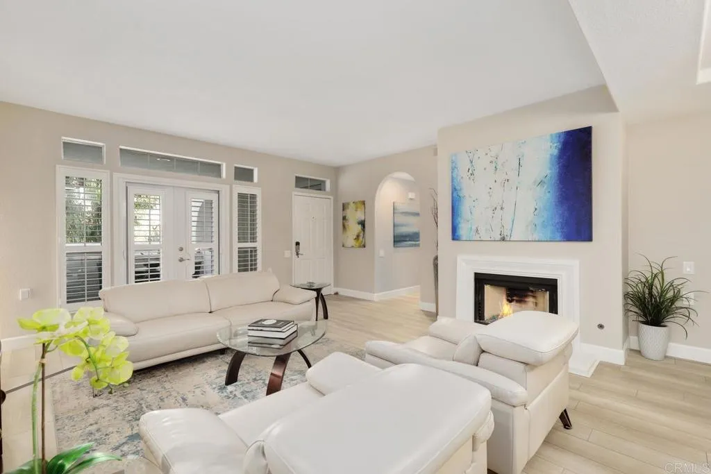 Photo #4: NDP2409961 Listing 
