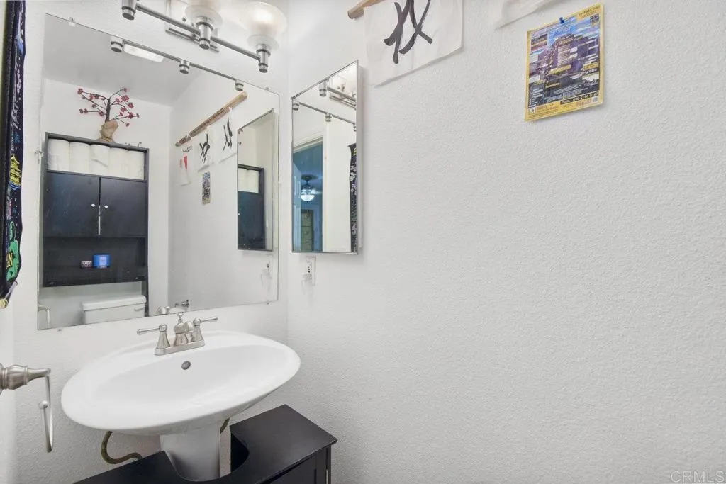 https://cdn.realtyfeed.com/cdn/127/306309069/339a1715e60ef849505c3a675f2d0c3f.webp