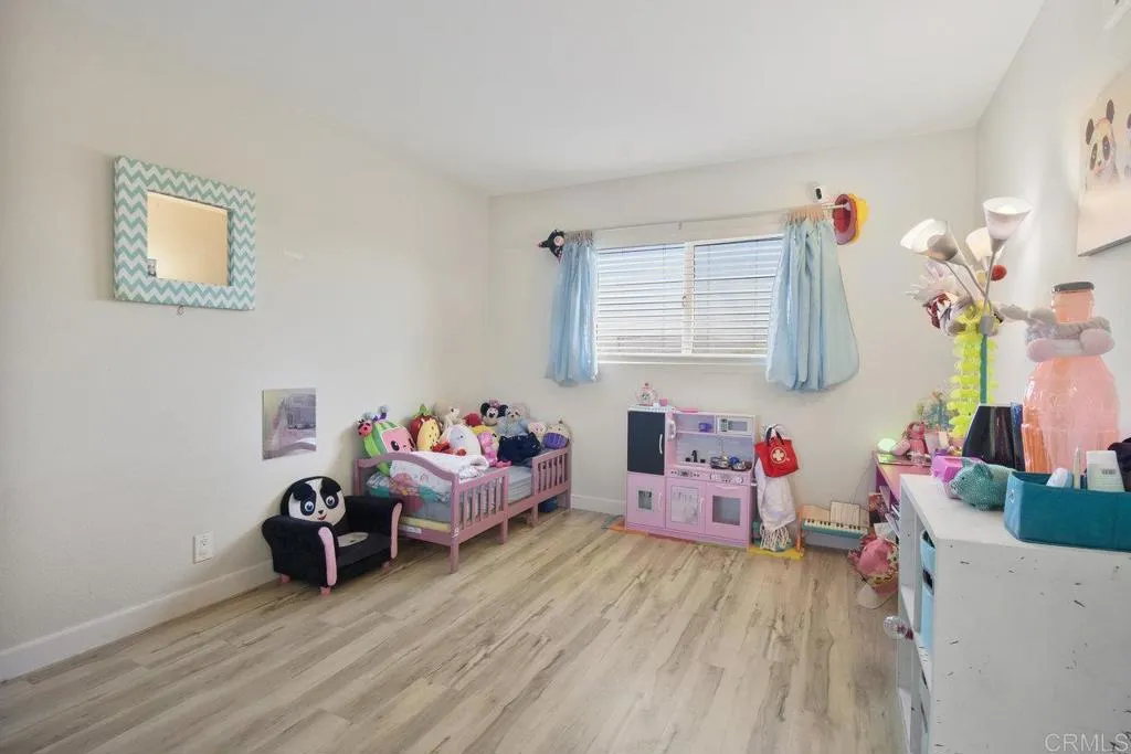 https://cdn.realtyfeed.com/cdn/127/306309069/8a380f48aa3d71dca524ccb6df0b0063.webp