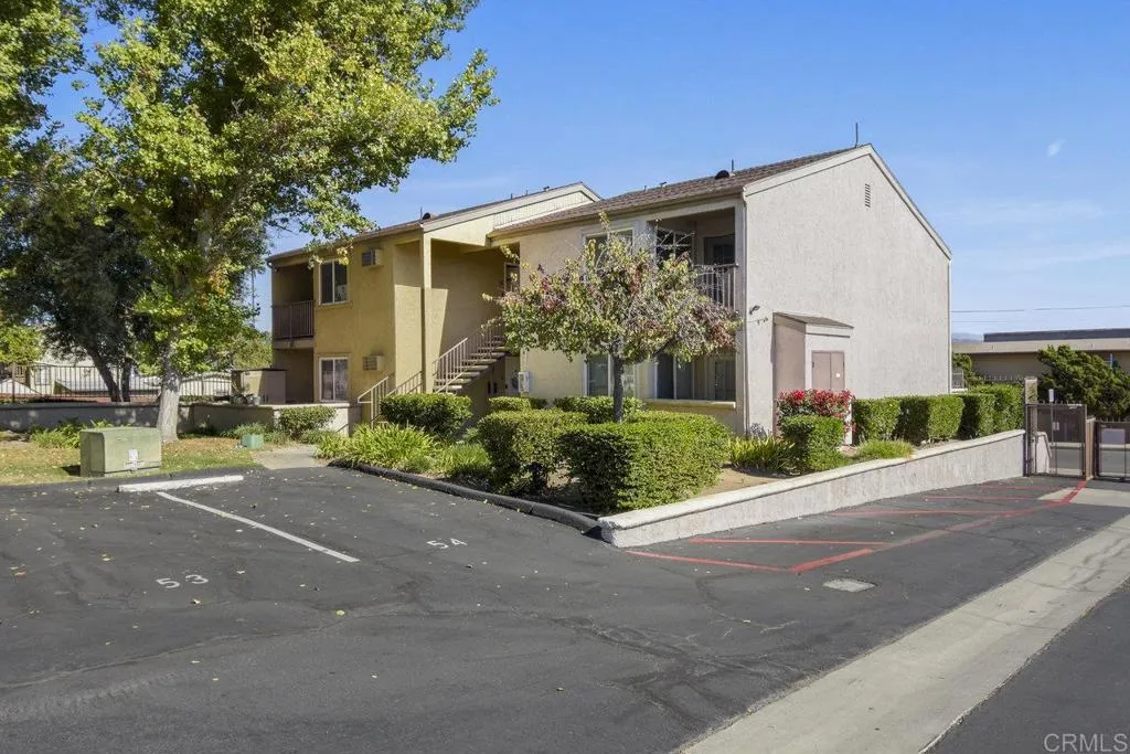 https://cdn.realtyfeed.com/cdn/127/306309069/ef9741cb4e31d02c60770f7e3acada9e.webp