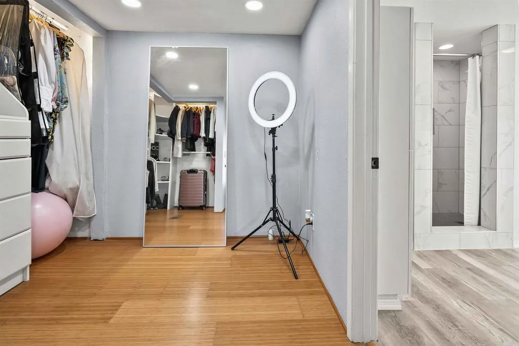 https://cdn.realtyfeed.com/cdn/127/306309788/10d22eaa08bbc0ebed47a2eb9e5a30c2.webp