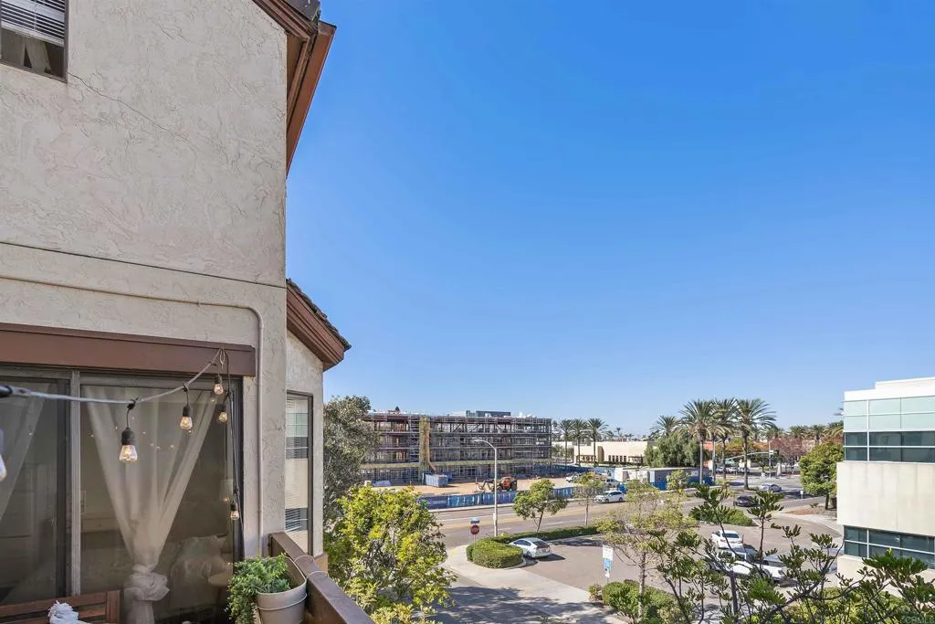https://cdn.realtyfeed.com/cdn/127/306309788/720b856c7c86cbed4d07ecb030146fa4.webp