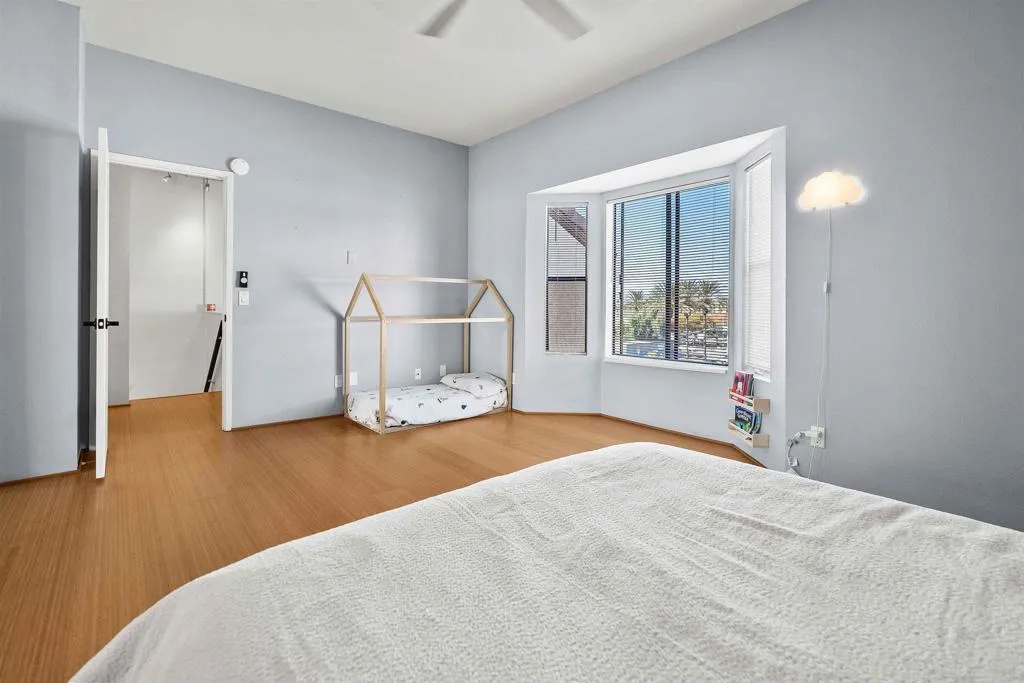 https://cdn.realtyfeed.com/cdn/127/306309788/baf6a7eb36ddd587d06a804ffcdc9519.webp