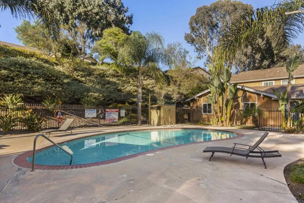https://cdn.realtyfeed.com/cdn/127/306310473/8ee24e30f9020559825e7f9d93793369.webp