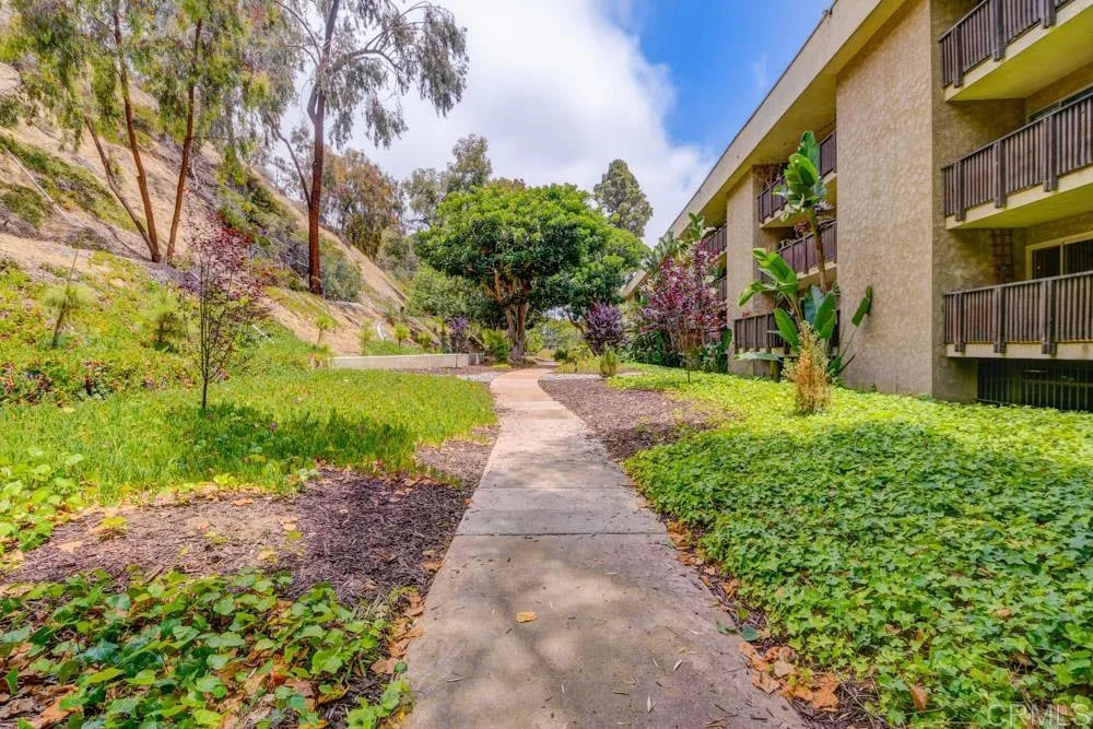 https://cdn.realtyfeed.com/cdn/127/306311190/1526aee6abe1a276aa8d5abf8b83d38c.webp