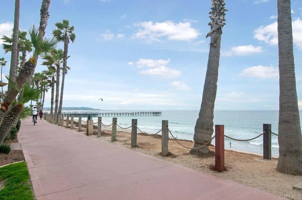 https://cdn.realtyfeed.com/cdn/127/306311317/4b87419d0c8f7744525f765f2b91ab65.webp