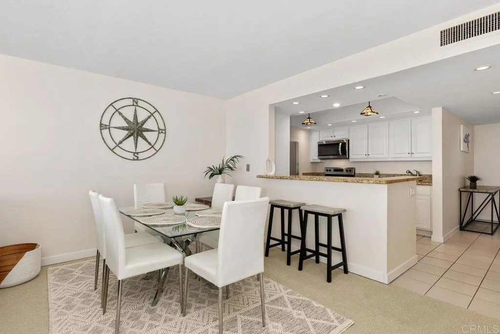 https://cdn.realtyfeed.com/cdn/127/306311317/ee3829840bc893740464a6c4a2c06ae4.webp