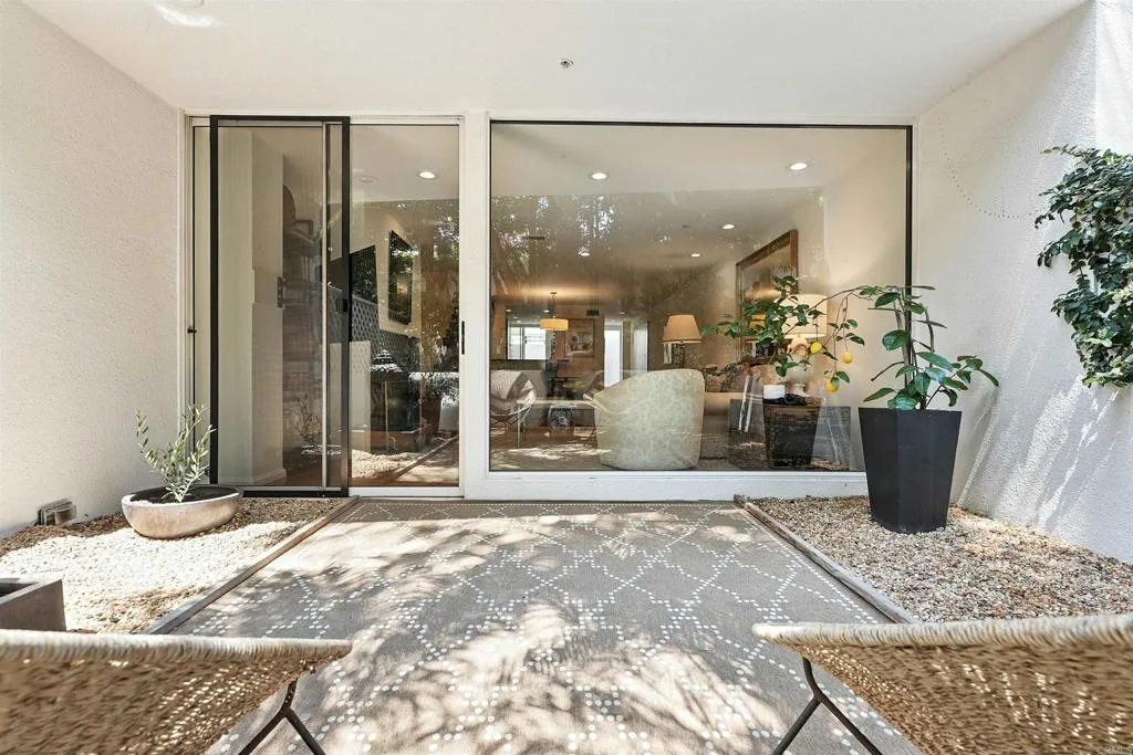 Photo #2: NDP2410079 Listing 