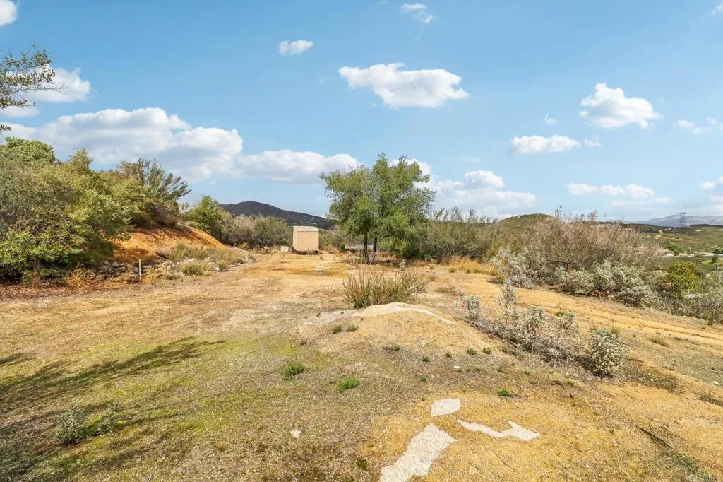 https://cdn.realtyfeed.com/cdn/127/306311579/08e3f0fa4ee3a9a341815925d60490f8.webp
