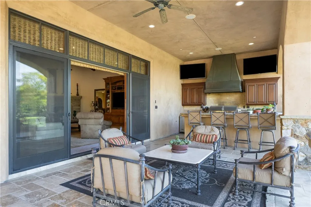 https://cdn.realtyfeed.com/cdn/127/306312289/c9f5a687786f76a591a2cfea2fdd08e8.webp