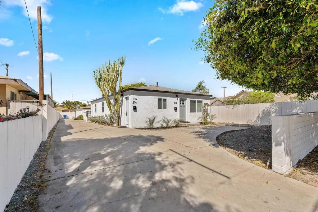 812 Florida Street, Imperial Beach, Ca 91932 - Photo 4 of 24, Imperial Beach, CA