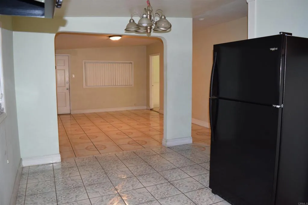 https://cdn.realtyfeed.com/cdn/127/306312833/62ab2429455fc49733ba06e477be28f0.webp