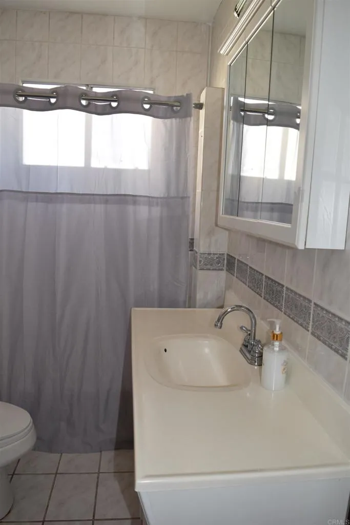 https://cdn.realtyfeed.com/cdn/127/306312833/9b7e76fc1360ae72be4bc208f813424e.webp