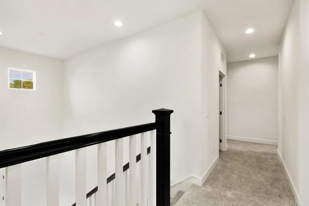 https://cdn.realtyfeed.com/cdn/127/306312847/64f48c58587aae78e7552563d56b19ff.webp