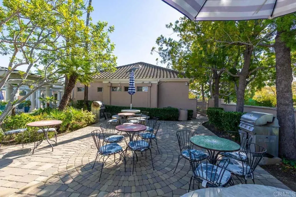 https://cdn.realtyfeed.com/cdn/127/306312906/8ef6ed72d1e8f7bc99e3dba1631a71a4.webp