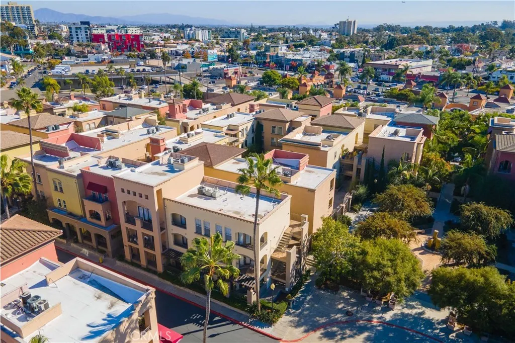 MLS: PT24237641 Condo For Sale
