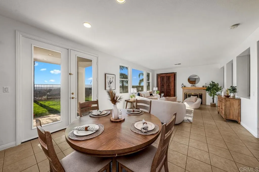https://cdn.realtyfeed.com/cdn/127/306313131/45f02af252826ff766a17e8d85f4d78c.webp