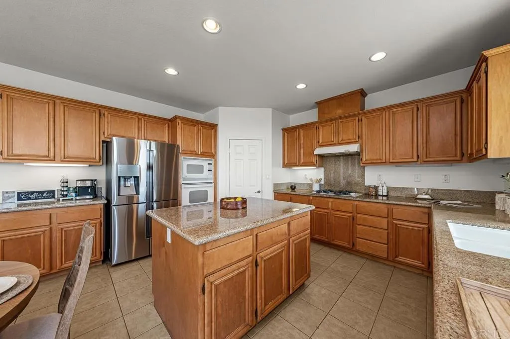 https://cdn.realtyfeed.com/cdn/127/306313131/ba1891668377e7f12ed781398668775a.webp