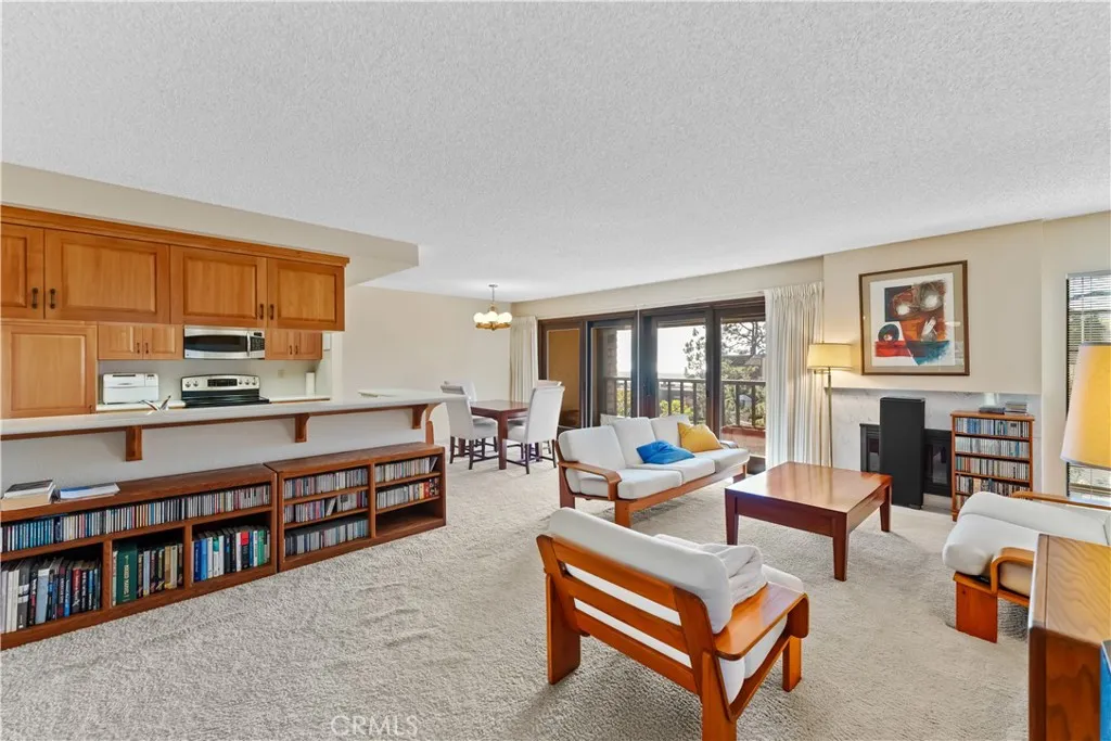 Photo #6: SB24237922 Listing 