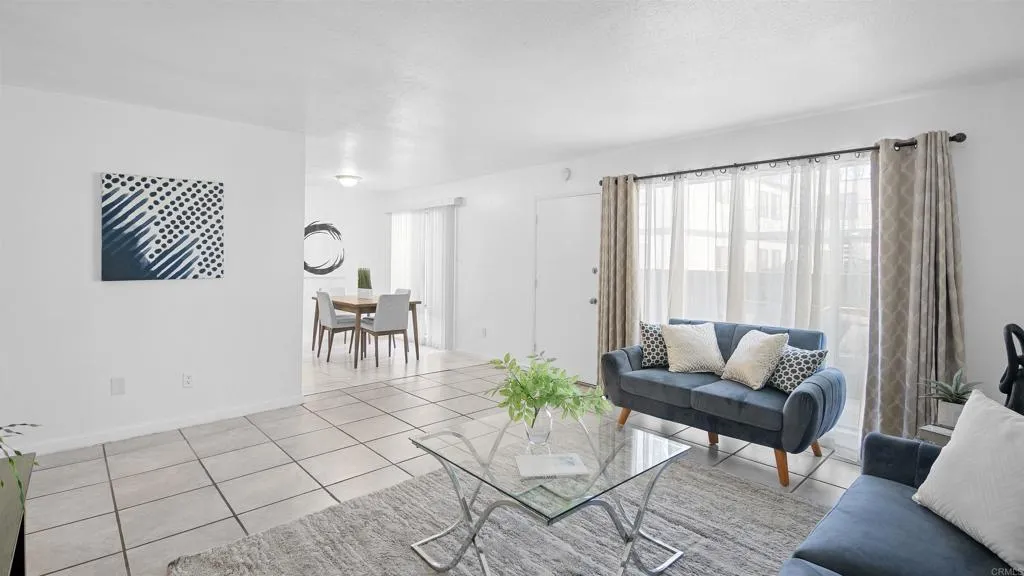 Photo #5: NDP2410200 Listing 