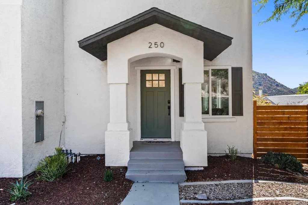 https://cdn.realtyfeed.com/cdn/127/306316364/8f2436a4f5798db9a86ad2a0980e5d24.webp