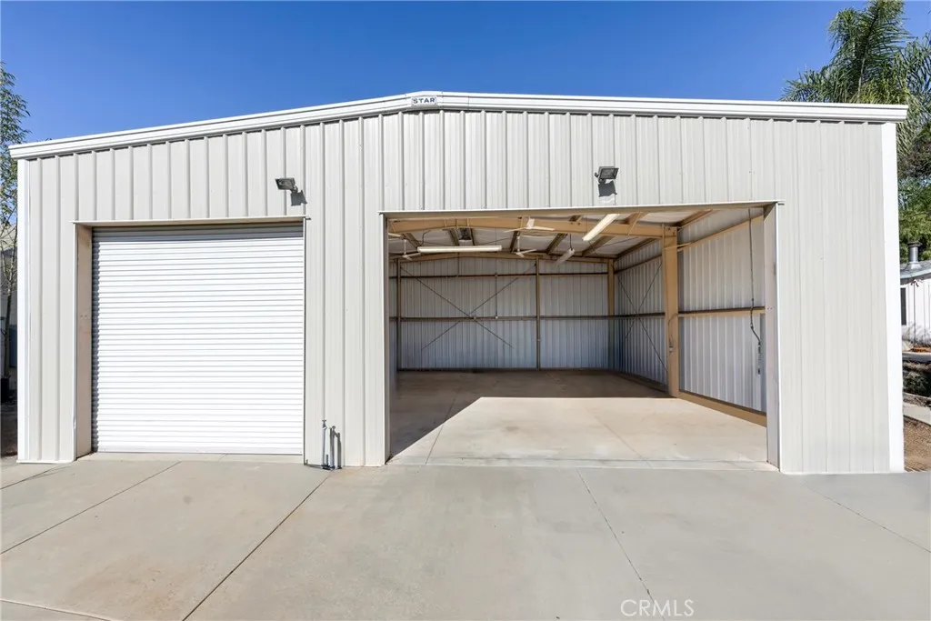 https://cdn.realtyfeed.com/cdn/127/306316390/817868513e49a8b236ca1333c315d176.webp