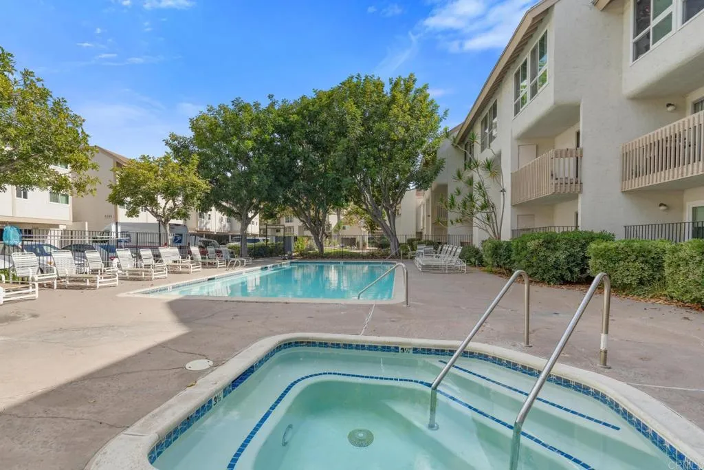 https://cdn.realtyfeed.com/cdn/127/306316696/faa89af82986a7841c7d94204a9ef3bb.webp