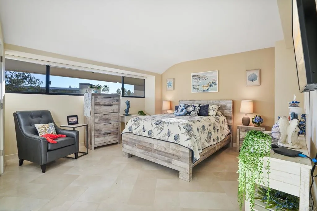 https://cdn.realtyfeed.com/cdn/127/306316754/3b34a5829bbc61f5c1ccec81ddb14c19.webp