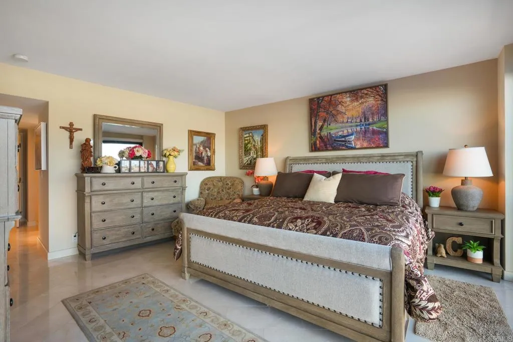 https://cdn.realtyfeed.com/cdn/127/306316754/cbf7c15705d30e43ff50f3c486f91fd8.webp