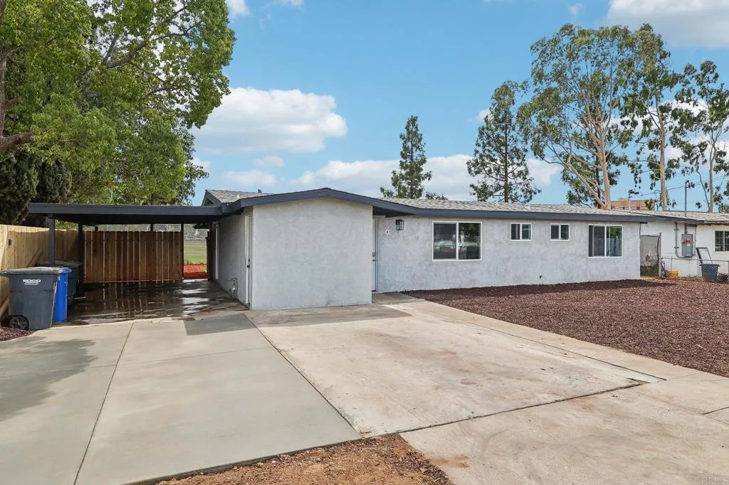 https://cdn.realtyfeed.com/cdn/127/306316869/7e16758d3cfb2f7f8fe1af1c17fa528a.webp
