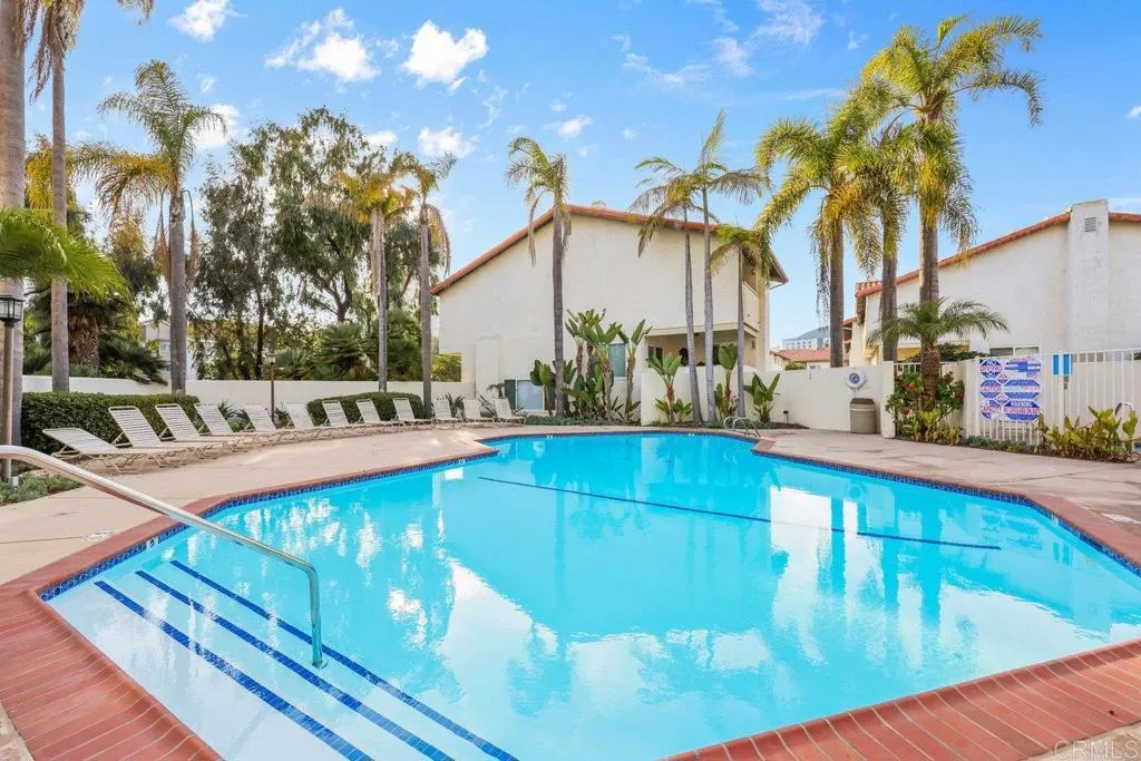 https://cdn.realtyfeed.com/cdn/127/306317064/0e6f859b5d5a2a3c14a7b5834cbcfadc.webp