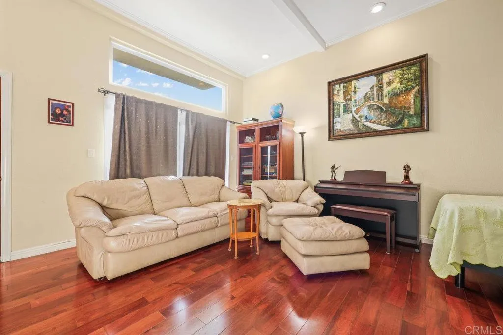 https://cdn.realtyfeed.com/cdn/127/306317064/43d6ea3d3d3e2aceca2f22dd40063b08.webp