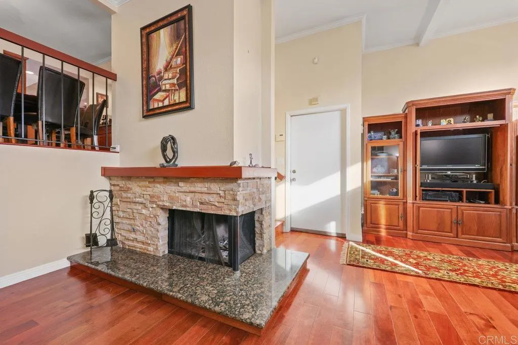 https://cdn.realtyfeed.com/cdn/127/306317064/690b2feccbce48773f442712f6ddf509.webp